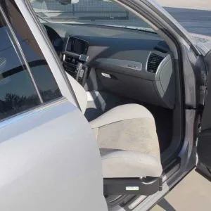 C400 Auto Swivel Seat for Cars in Australia