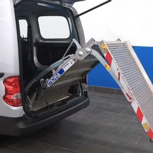 MOVIA Automatic Motorized Ramp for Easy Access: Support Majority of Vehicles-Fadiel