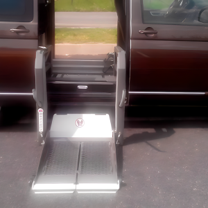 BBV-RANGE-Double-Arm-Lifts-With-Vertically-Foldable-Platform.remini-enhanced