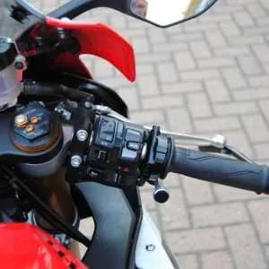 SERVO-ASSISTED CLUTCH